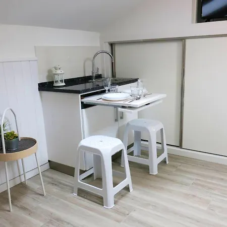 One Bedroom At 500 M Away From The With Wifi