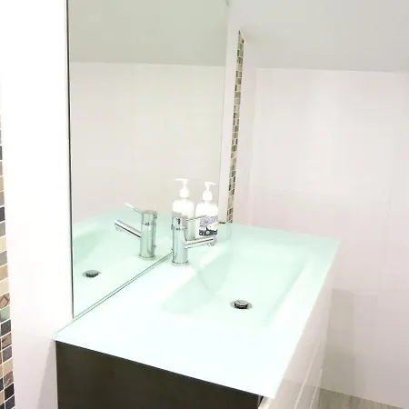 One Bedroom At 500 M Away From The With Wifi Daire