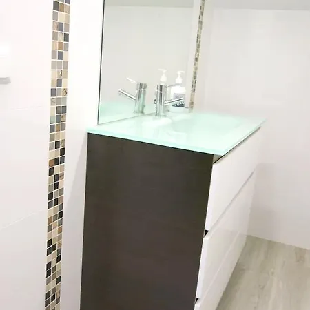 One Bedroom At 500 M Away From The With Wifi Daire Nazaré